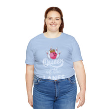 Load image into Gallery viewer, Queen of the Lanes (Tshirt 126)